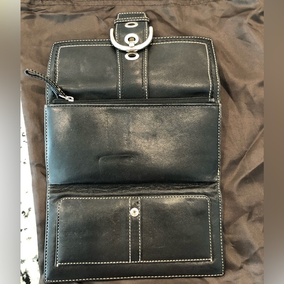 Leather Coach wallet - Picture 2 of 4